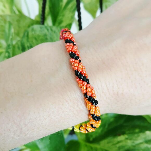 Adjustable Gradient Beaded Bracelet, Seed Bead Jewelry, Red Orange Yellow Black - Picture 5 of 8